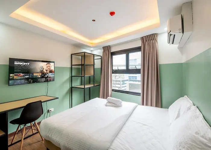 St. Marvin Makati M404